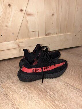 Black Yeezys 350